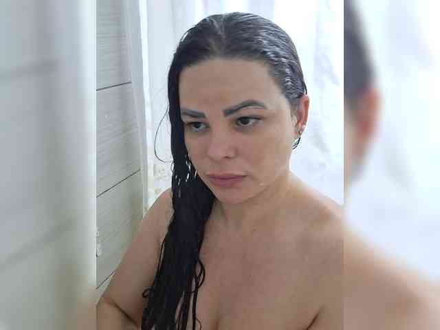 Modelo: AliceBraga