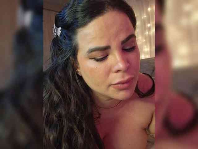 AliceBraga webcam