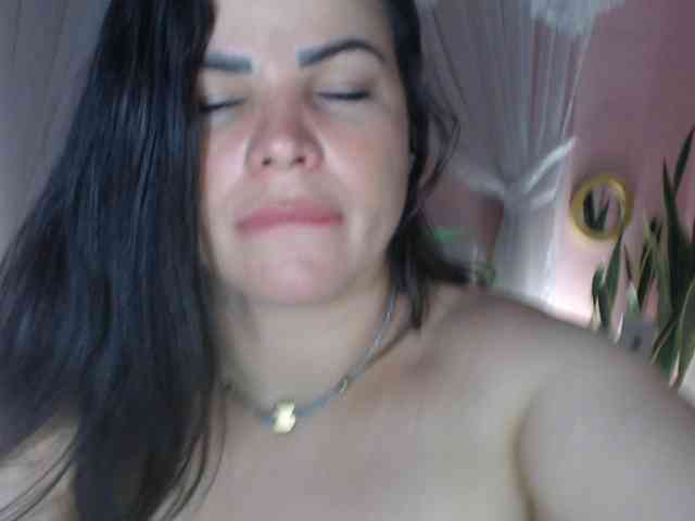 AliceBraga webcam