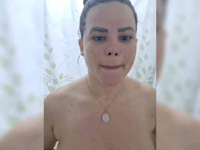 Modelo: AliceBraga