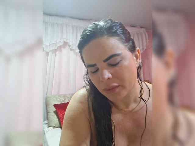 AliceBraga webcam