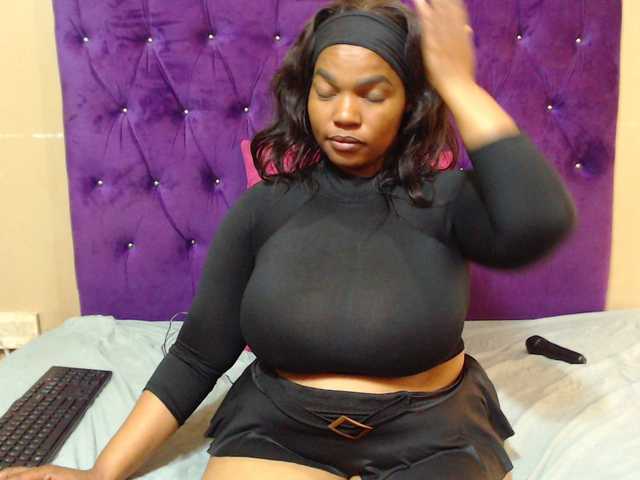 sexyeboncurvy