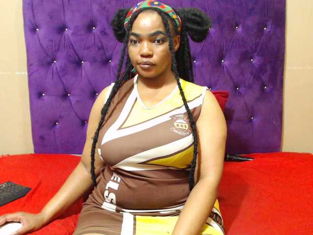 sexyeboncurvy