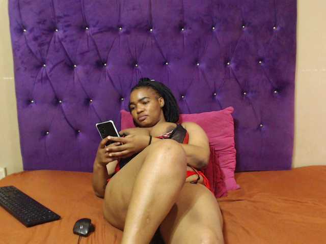 sexyeboncurvy