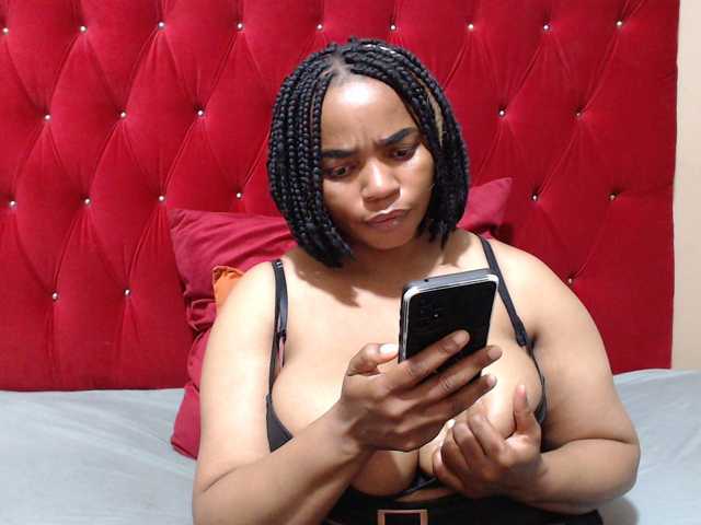 sexyeboncurvy