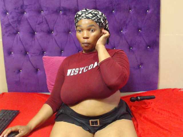 sexyeboncurvy