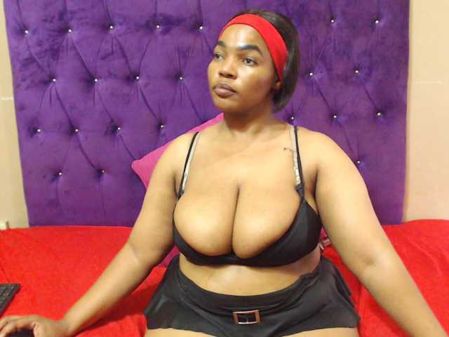sexyeboncurvy