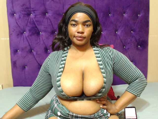 sexyeboncurvy