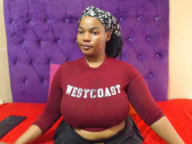 sexyeboncurvy