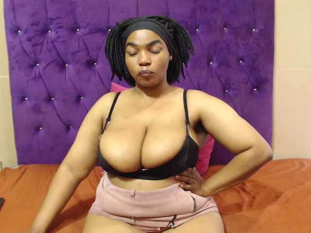 sexyeboncurvy