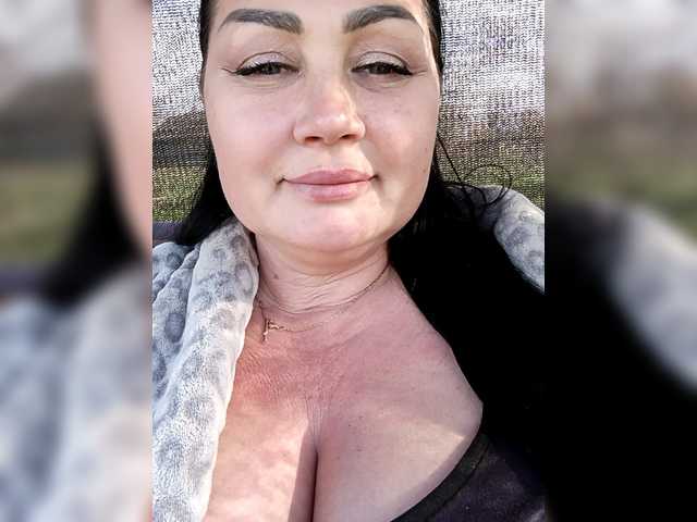 AlesikMi's BongaCams show and profile