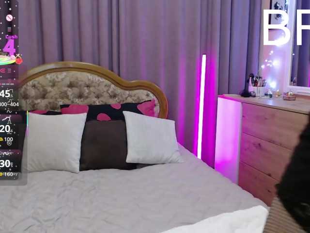 AlesikMi live cam on BongaCams