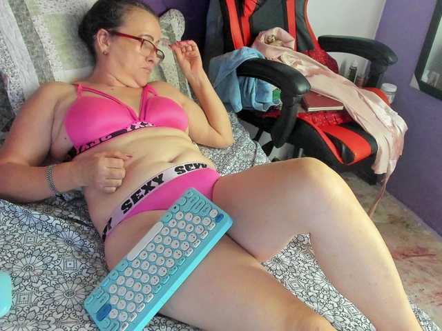 MargothClain live cam on BongaCams