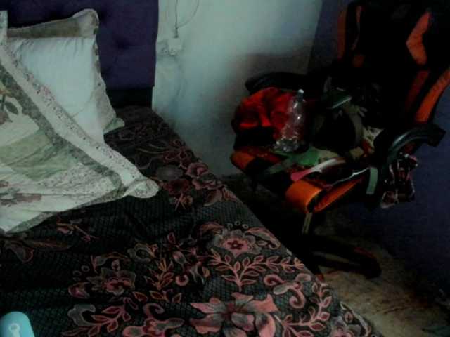 MargothClain live cam preview