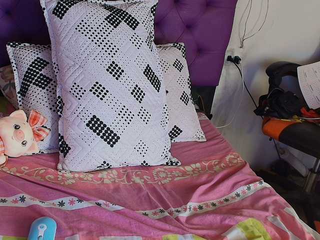 MargothClain live cam on BongaCams