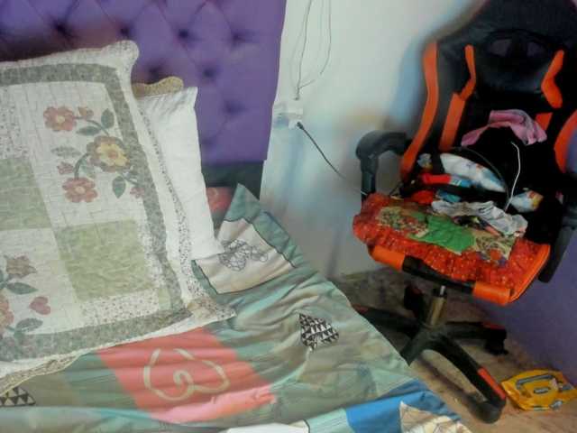 MargothClain live cam on BongaCams