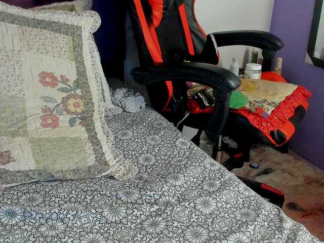 MargothClain live cam on BongaCams