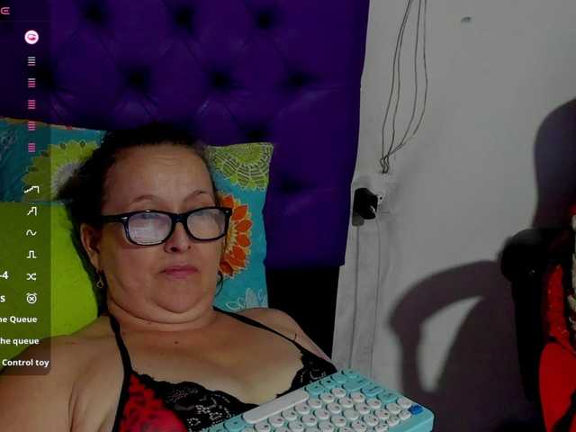 MargothClain live cam on BongaCams