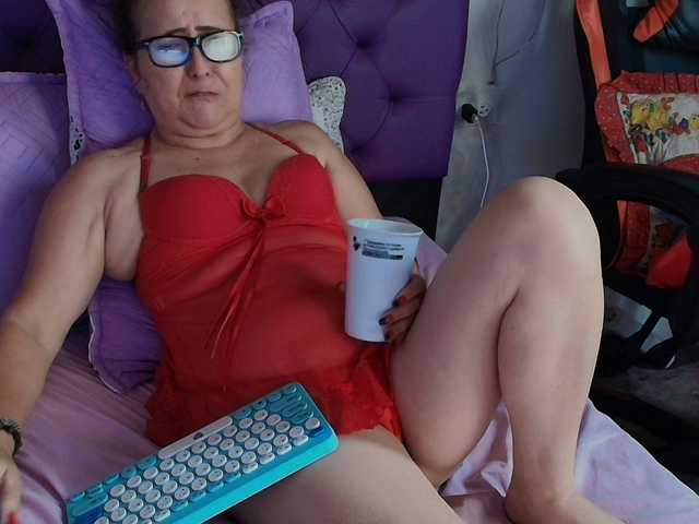 MargothClain live cam on BongaCams