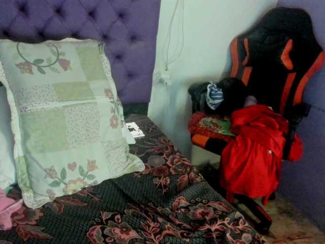 MargothClain live cam on BongaCams