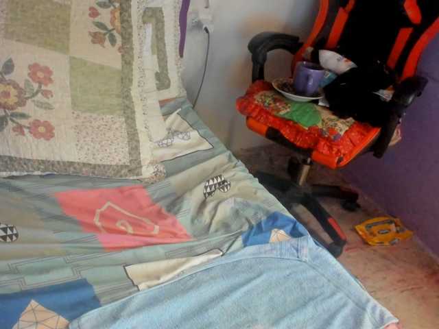 MargothClain live cam preview