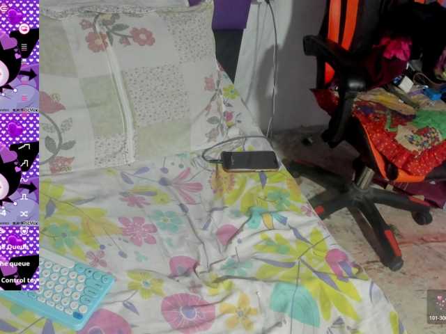 MargothClain live cam preview