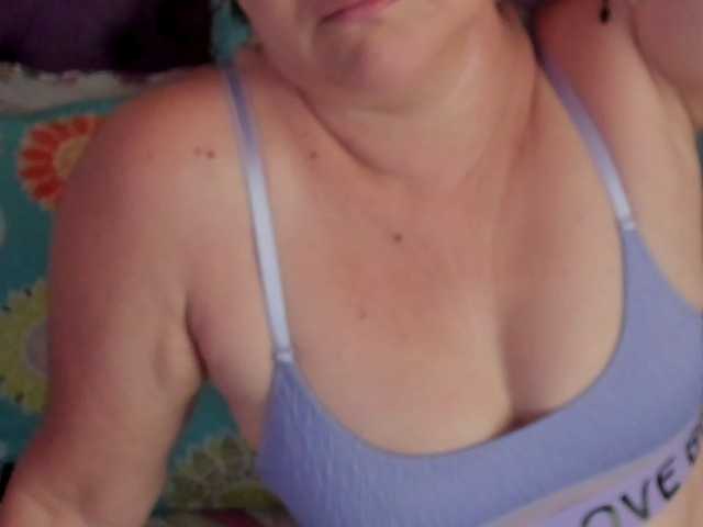 MargothClain live cam on UnifiedCams