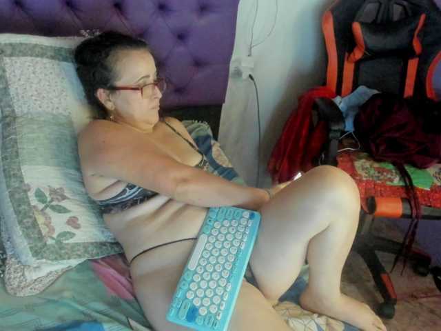 MargothClain live cam on BongaCams