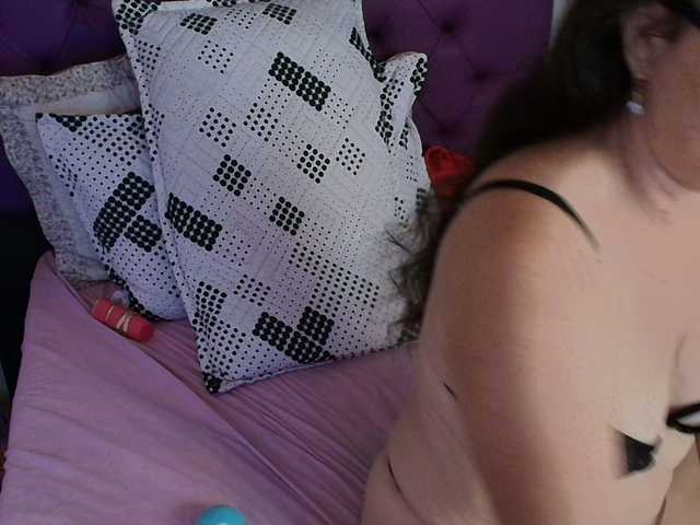 MargothClain live cam on BongaCams