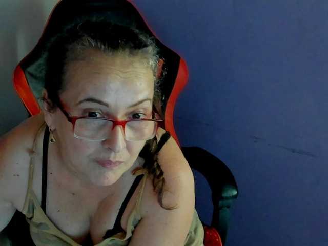 MargothClain live cam on BongaCams