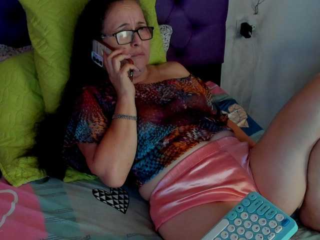 MargothClain live cam on BongaCams