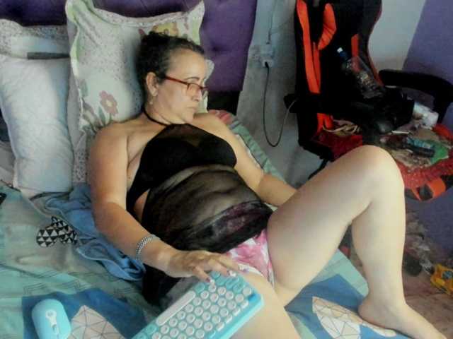 MargothClain live cam preview