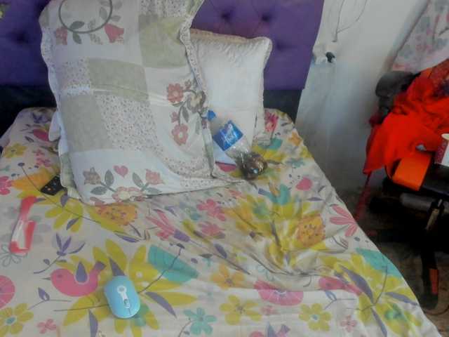 MargothClain live cam on BongaCams