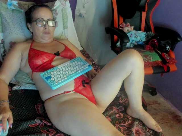 MargothClain live cam preview
