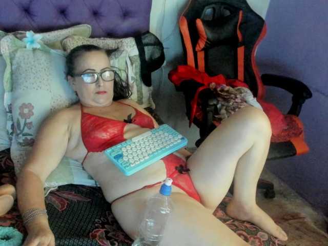 MargothClain live cam on BongaCams