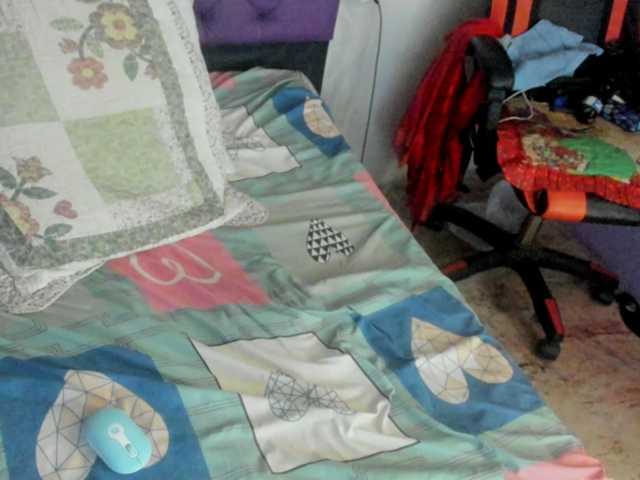 MargothClain webcam