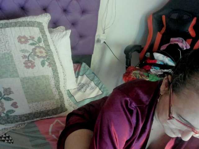 MargothClain live cam preview