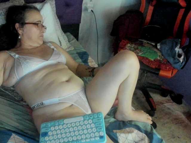 MargothClain live cam preview
