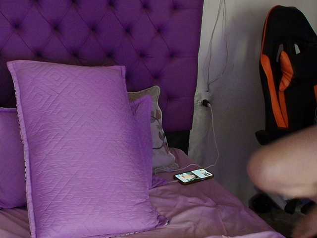 MargothClain live webcam show