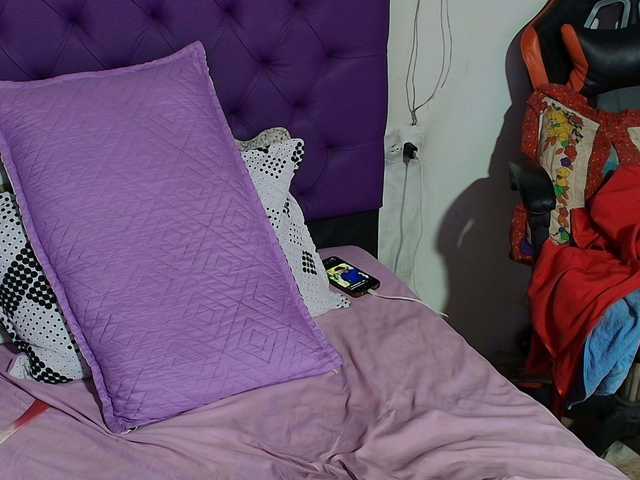 MargothClain live cam on BongaCams