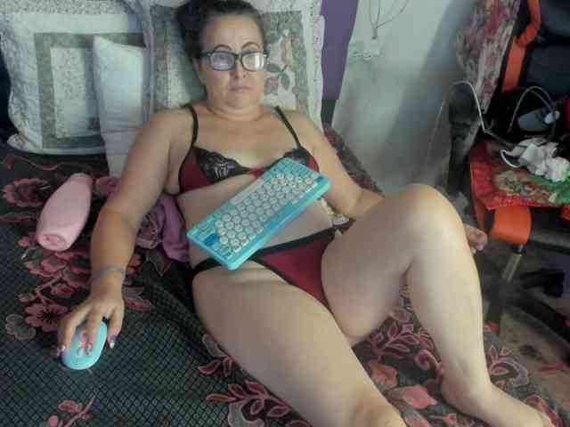 MargothClain webcam