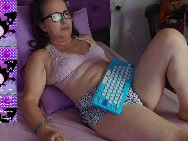 MargothClain webcam