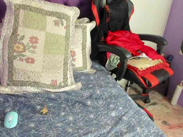 MargothClain webcam