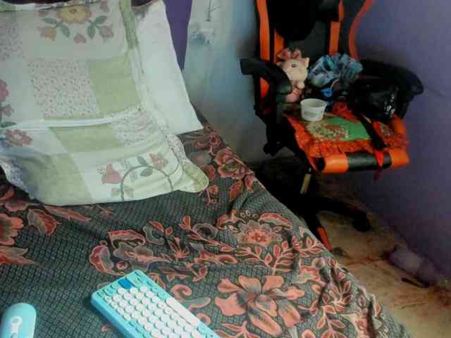 MargothClain webcam