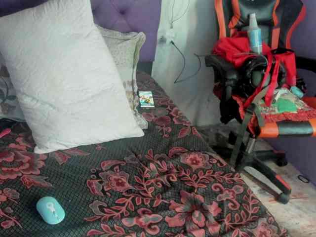 MargothClain webcam