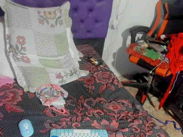 MargothClain webcam