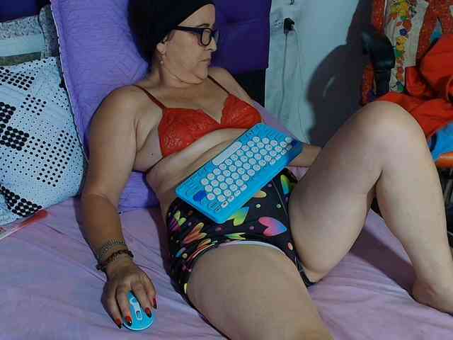 MargothClain webcam