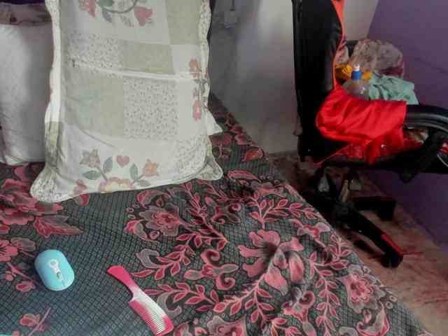 MargothClain webcam