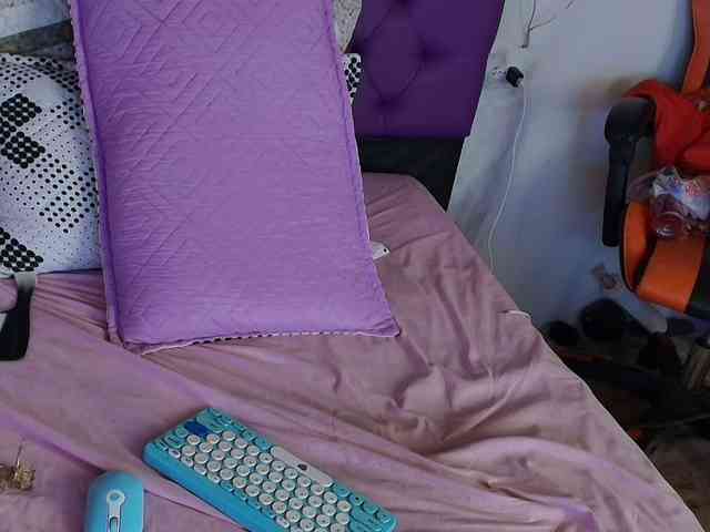 MargothClain webcam