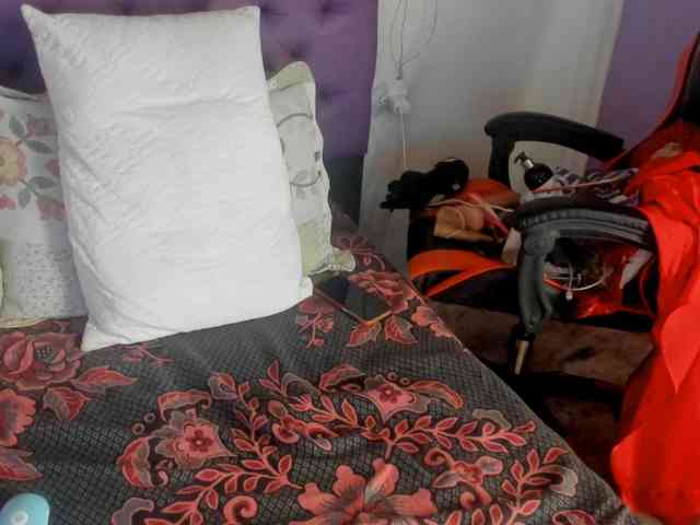 MargothClain webcam